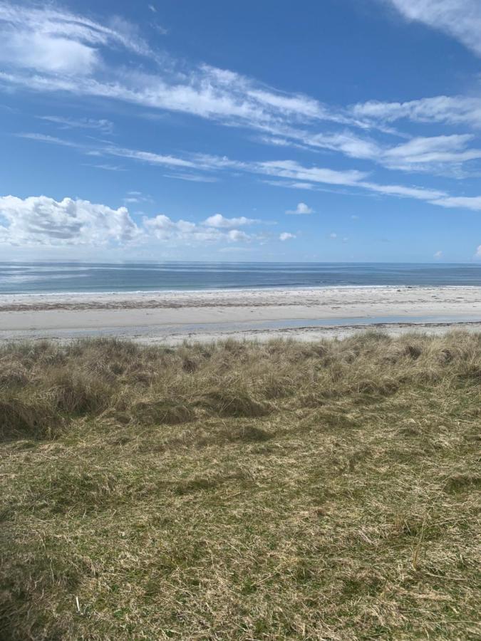 Villa Loch An Eilean Pod Isle Of South Uist Pollachara Exterior foto